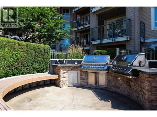 1099 Sunset Drive Unit# 424, Kelowna, BC - Outdoor