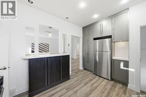 305 Adelaide Street E, Saskatoon, SK - Indoor