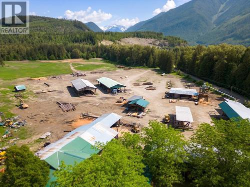 209 Lardeau River Road, Meadow Creek, BC 