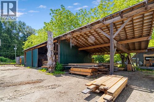 209 Lardeau River Road, Meadow Creek, BC 