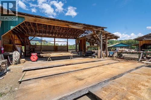 209 Lardeau River Road, Meadow Creek, BC 