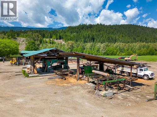 209 Lardeau River Road, Meadow Creek, BC 