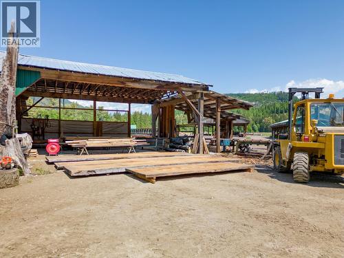 209 Lardeau River Road, Meadow Creek, BC 