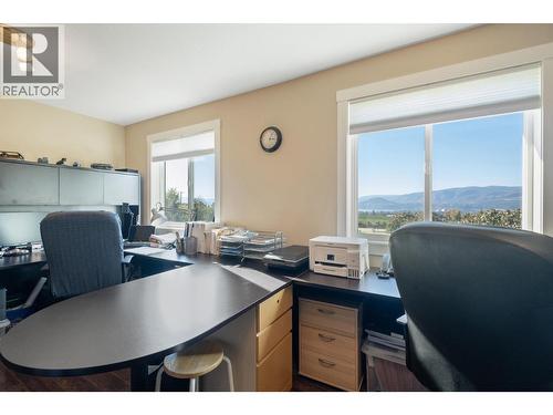 3769 Spiers Road, Kelowna, BC - Indoor Photo Showing Office