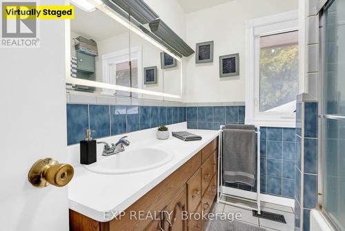 3 Harrow Street, Mississauga, ON - Indoor Photo Showing Bathroom
