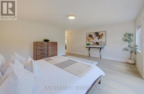 919 Union Street, Kitchener, ON - Indoor Photo Showing Bedroom