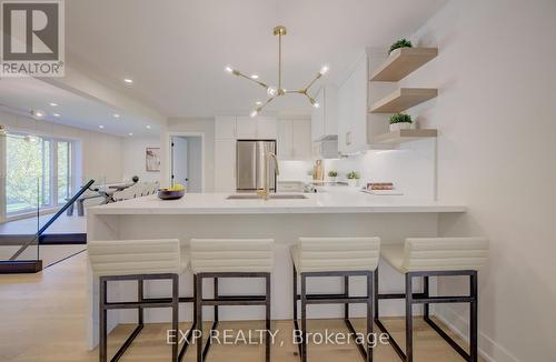 919 Union Street, Kitchener, ON - Indoor Photo Showing Kitchen With Upgraded Kitchen