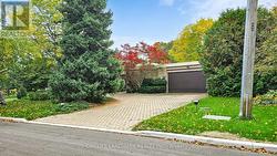 85 FOREST GROVE DRIVE  Toronto, ON M2K 1Z4