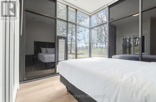 #2 - 30 Dean Park Road, Toronto, ON - Indoor Photo Showing Bedroom