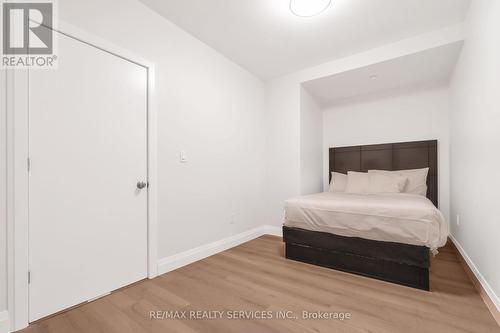 #7 - 30 Dean Park Road, Toronto, ON - Indoor Photo Showing Bedroom