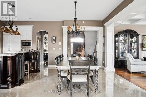 95 Old Ruby Lane, Puslinch, ON - Indoor Photo Showing Dining Room