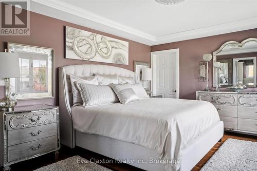 95 Old Ruby Lane, Puslinch, ON - Indoor Photo Showing Bedroom