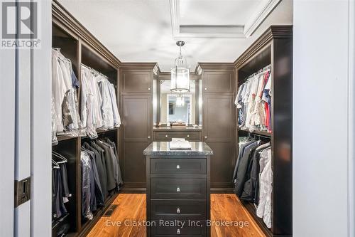 95 Old Ruby Lane, Puslinch, ON - Indoor With Storage