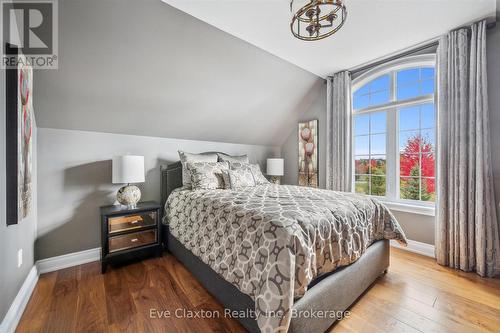 95 Old Ruby Lane, Puslinch, ON - Indoor Photo Showing Bedroom