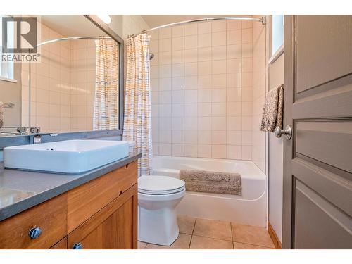 9808 Silver Star Road Unit# 109, Vernon, BC - Indoor Photo Showing Bathroom