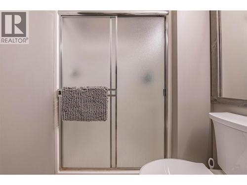 9808 Silver Star Road Unit# 109, Vernon, BC - Indoor Photo Showing Bathroom