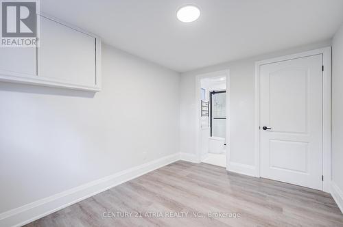 33 Sir Brandiles Place, Markham, ON - Indoor Photo Showing Other Room
