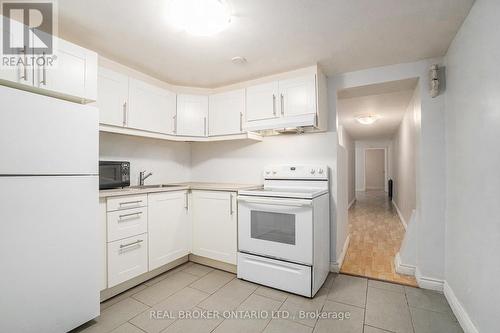 295 St. Andrew Street, Ottawa, ON - Indoor Photo Showing Kitchen