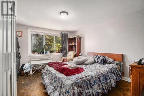 295 St. Andrew Street, Ottawa, ON - Indoor Photo Showing Bedroom