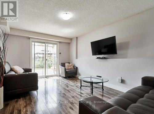 26 O'Connor Lane, Guelph, ON - Indoor Photo Showing Living Room