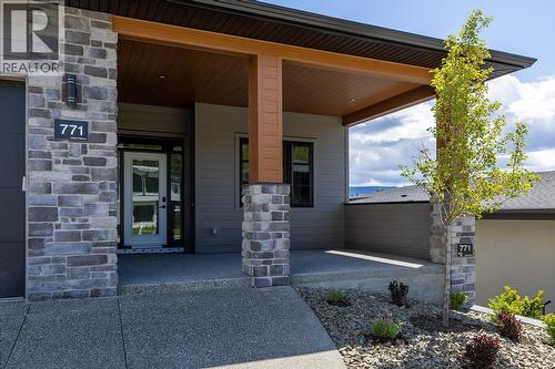 771 Carnoustie Drive, Kelowna, BC - Outdoor