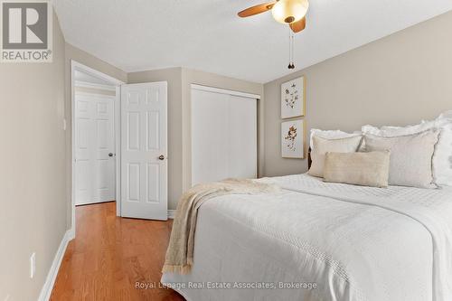 7 - 4605 Donegal Drive, Mississauga, ON - Indoor Photo Showing Bedroom