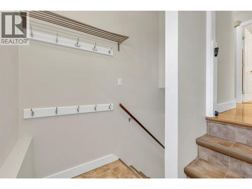 8299 Prairie Valley Road, Summerland, BC - Indoor