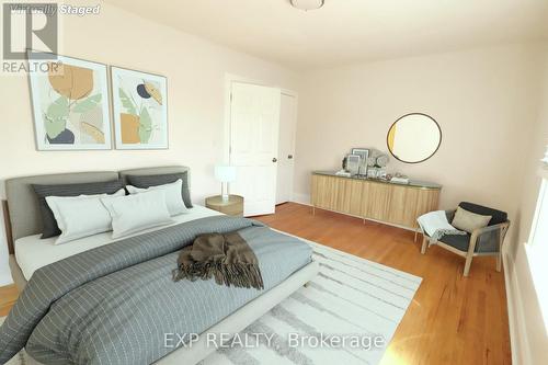 342 Eglinton Avenue E, Toronto, ON - Indoor