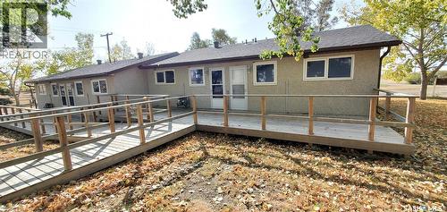 1809 Progress Avenue, Vanguard, SK - Outdoor With Exterior