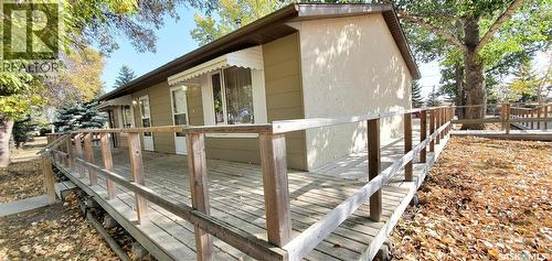 1809 Progress Avenue, Vanguard, SK - Outdoor With Deck Patio Veranda
