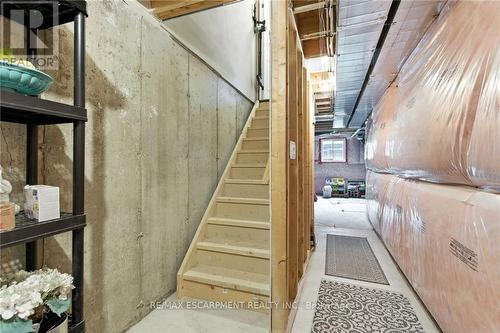 24 - 377 Glancaster Road, Hamilton, ON - Indoor Photo Showing Other Room