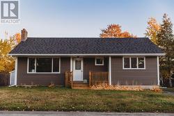 15 Brochen Street  Gander, NL A1V 1T3