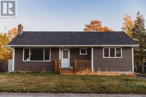 15 Brochen Street  Gander, NL A1V 1T3