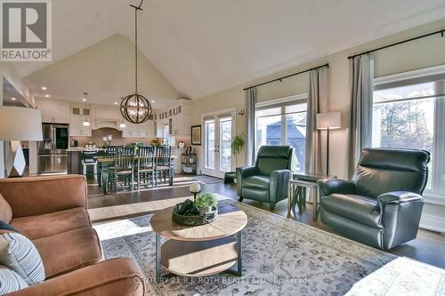 Sun drenched living! - 20 Morgan Drive, Oro-Medonte, ON - Indoor Photo Showing Living Room