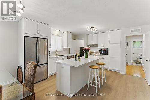84 Regent Drive, St. Catharines (Vine/Linwell), ON - Indoor Photo Showing Kitchen