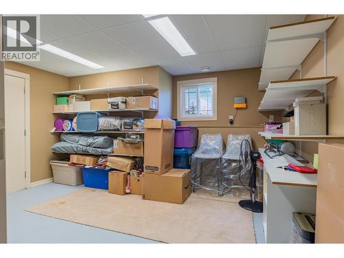 7912 Birchwood Drive, Trail, BC - Indoor