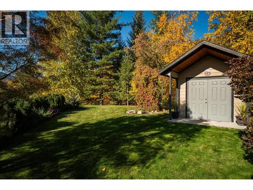 7912 Birchwood Drive, Trail, BC - Outdoor