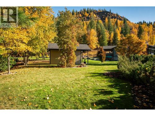 7912 Birchwood Drive, Trail, BC - Outdoor