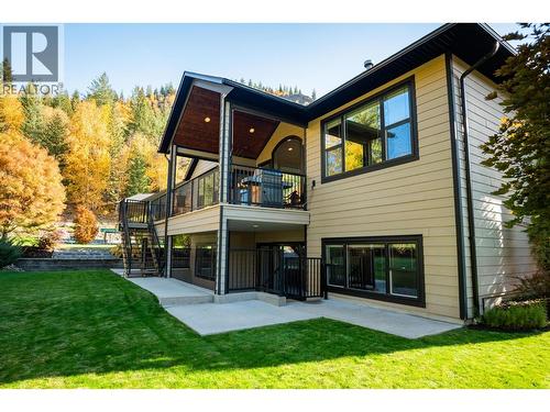 7912 Birchwood Drive, Trail, BC - Outdoor