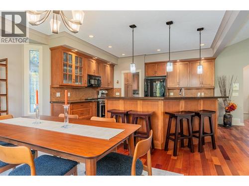 7912 Birchwood Drive, Trail, BC - Indoor