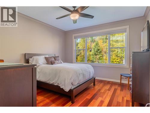 7912 Birchwood Drive, Trail, BC - Indoor Photo Showing Bedroom