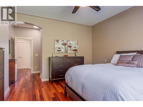 7912 Birchwood Drive, Trail, BC - Indoor Photo Showing Bedroom
