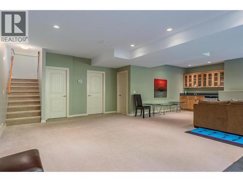 7912 Birchwood Drive, Trail, BC - Indoor