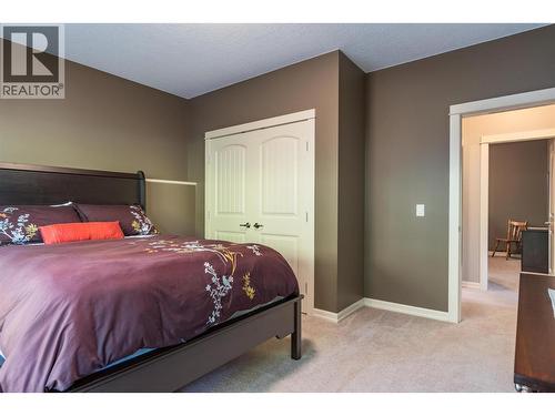 7912 Birchwood Drive, Trail, BC - Indoor Photo Showing Bedroom