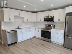 UPPER - 20 EARLSCOURT AVENUE  Toronto, ON M6E 4A6