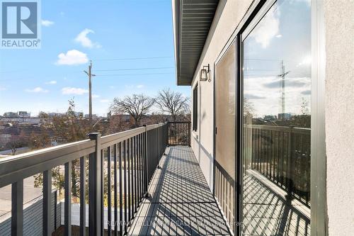 1B - 27 Antonio Court, Toronto, ON - Outdoor With Exterior