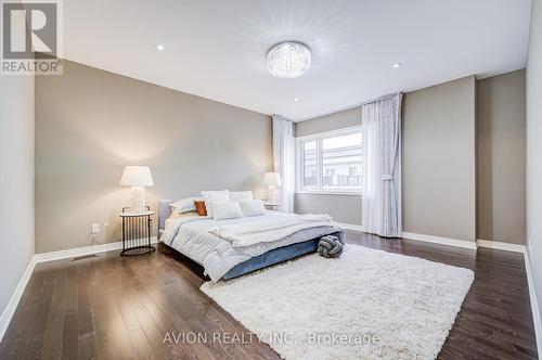 16 Callisto Lane, Richmond Hill, ON - Indoor Photo Showing Bedroom