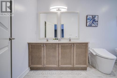16 Callisto Lane, Richmond Hill, ON - Indoor Photo Showing Bathroom