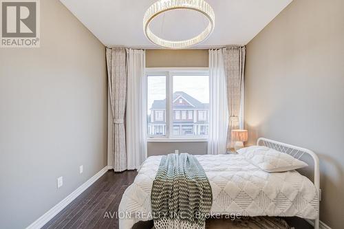 16 Callisto Lane, Richmond Hill, ON - Indoor Photo Showing Bedroom