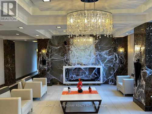 511 - 376 Highway 7 E, Richmond Hill, ON - Indoor Photo Showing Other Room